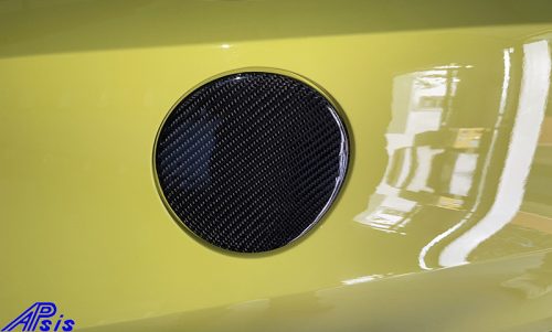 C8 20-UP, Fuel Door, High Gloss Carbon (Core Exchange)